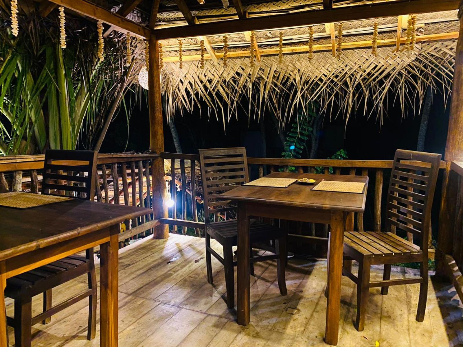 Rekawa Turtle Gate Hotel تانجالي المظهر الخارجي الصورة