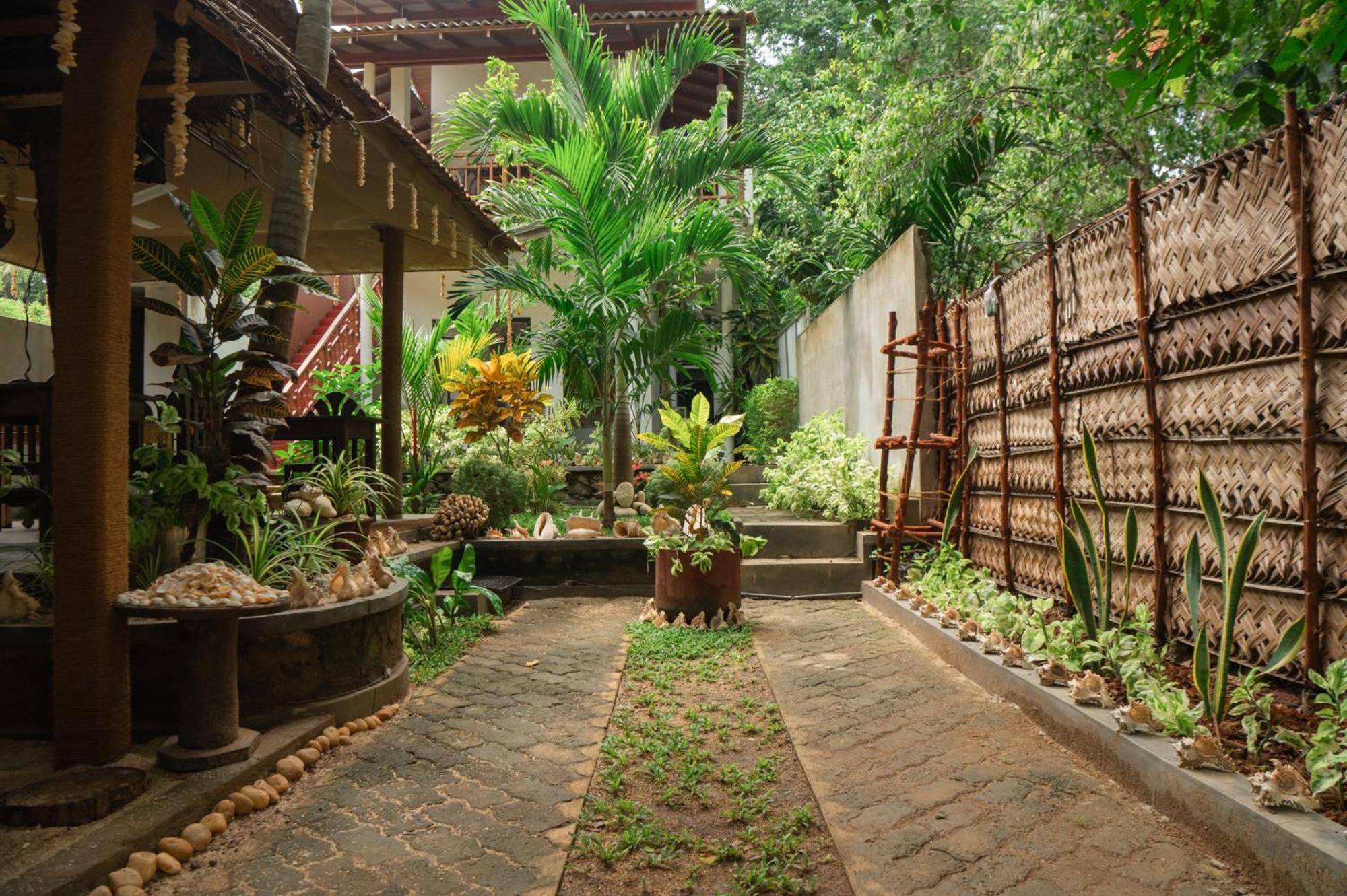 Rekawa Turtle Gate Hotel تانجالي المظهر الخارجي الصورة