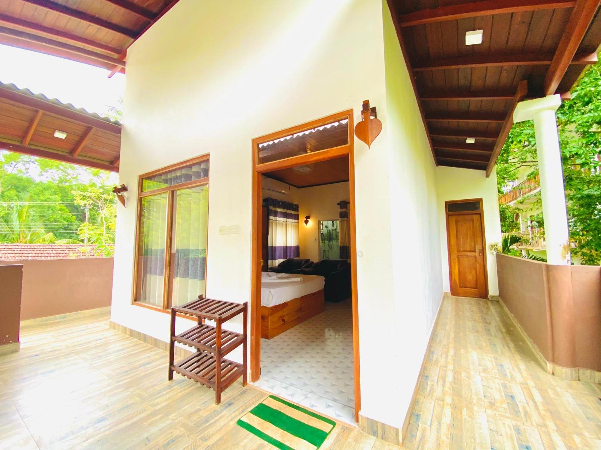 Rekawa Turtle Gate Hotel تانجالي المظهر الخارجي الصورة